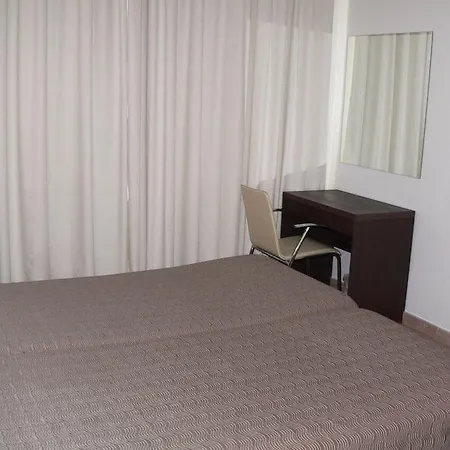 Costantiana Lägenhetshotell Larnaca