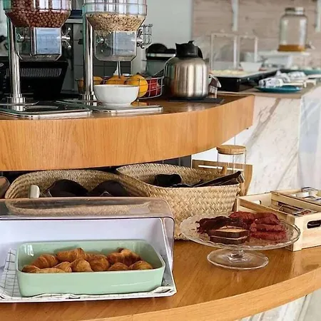 Costantiana Lägenhetshotell Larnaca