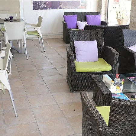 Appart hôtel Costantiana Larnaca