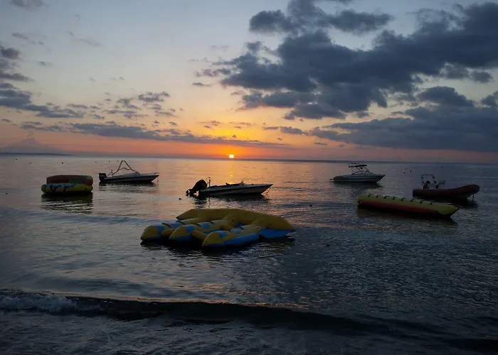 Aparthotel Costantiana 3*