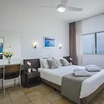 Aparthotel Costantiana Larnaca