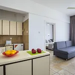 Aparthotel Costantiana