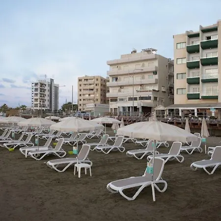 Costantiana Λάρνακα