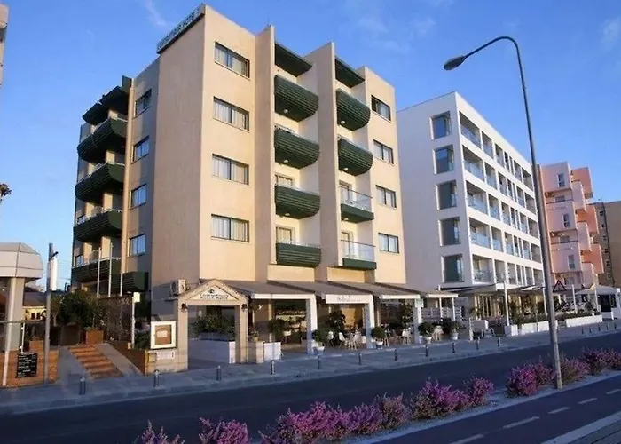 Costantiana Lárnaca