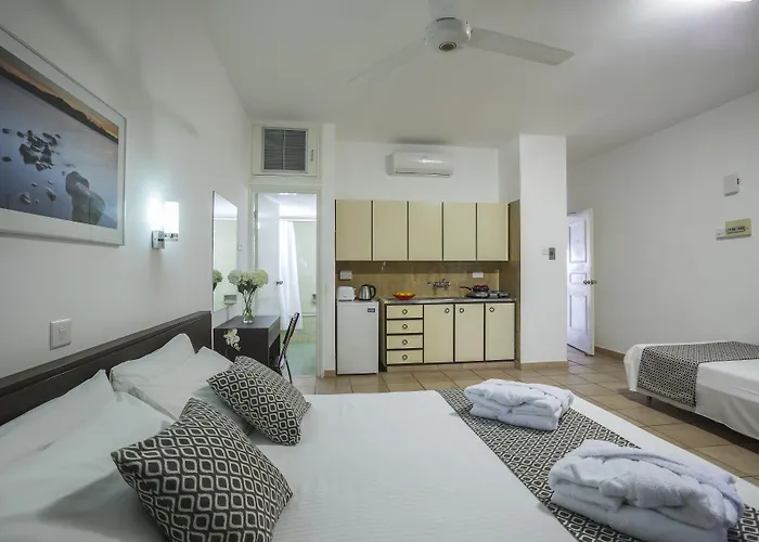 Costantiana Apartahotel 3*