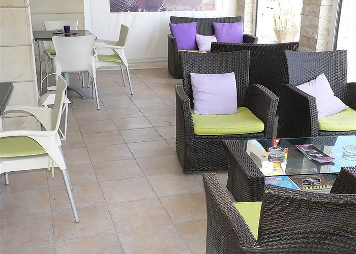 Apartahotel Costantiana Lárnaca