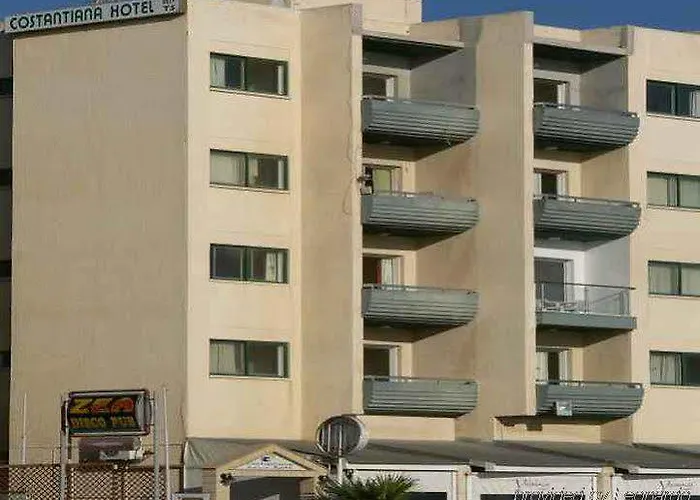 Costantiana Apartahotel