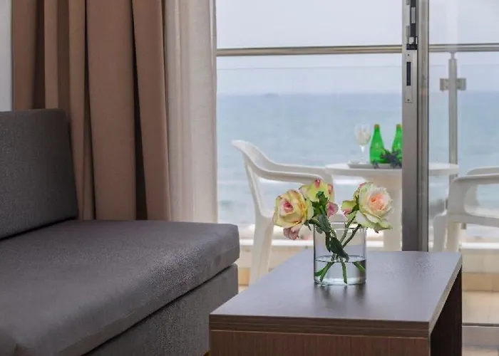 Costantiana 3* Larnaca