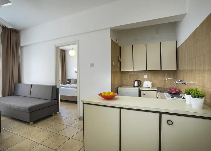 Costantiana Aparthotel 3*